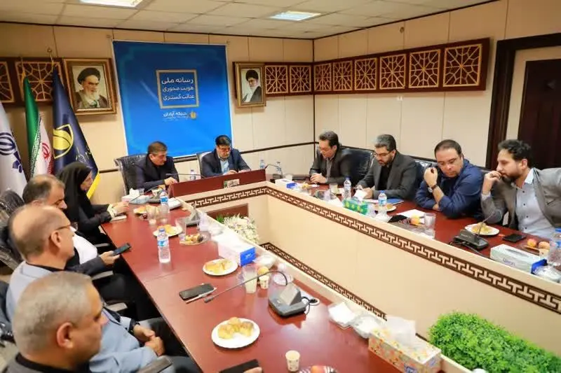 ما را نقد کنید؛ رضایی: رسانه باید گرهی از کار مردم باز کند
