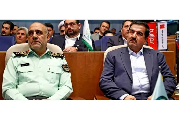 قدردانی رئیس پلیس امنیت اقتصادی فراجا از مدیرعامل بانک رفاه کارگران
