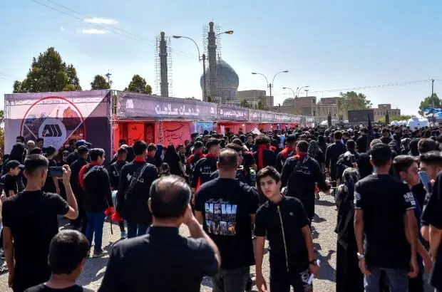 موکب گل‌گهر در اربعین میزبان خیل عظیم عزاداران حسینی بود
