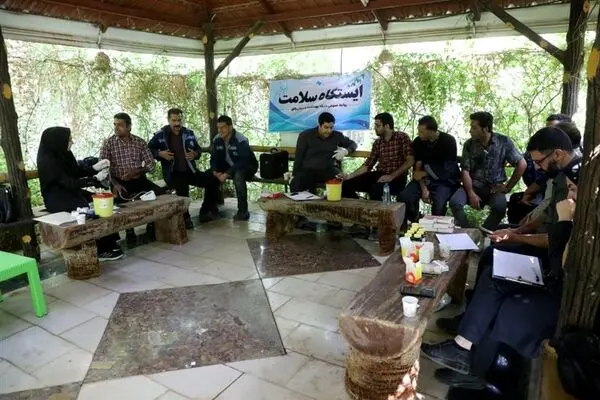 برپایی «ایستگاه سلامت» در پارک آهنشهر بافق