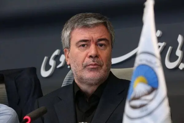 دعوت مدیرعامل بیمه ایران برای حضور در مراسم بدرقه امام شهید
