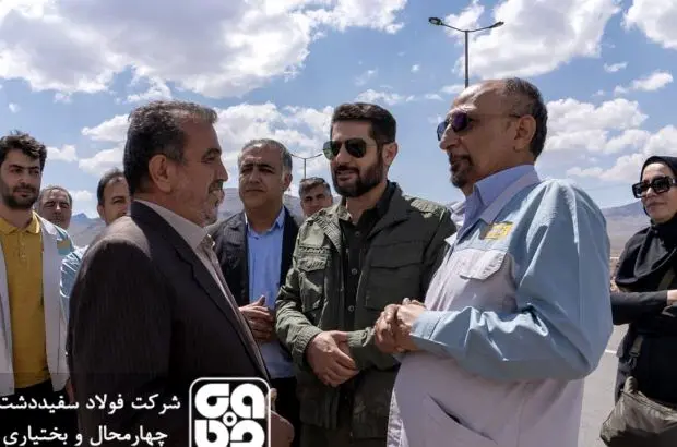 آغاز عملیات توسعه فضای سبز کارخانه فولاد سفیددشت با کاشت ۲۵۰۰ اصله درخت
