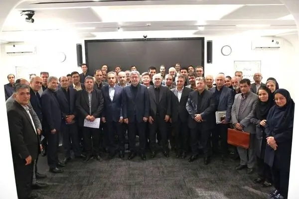شبکه نمایندگی محور اصلی چابک‌سازی و توسعه بیمه ایران
