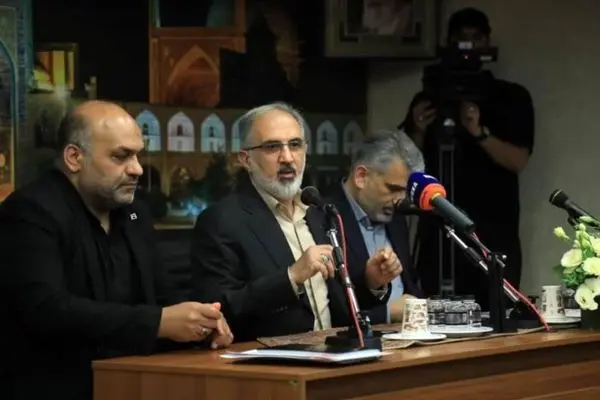 نشست صمیمانه مدیرعامل بانک مسکن با روسای شعب اصفهان / پیگیر رفع دغدغه های همکاران هستیم
