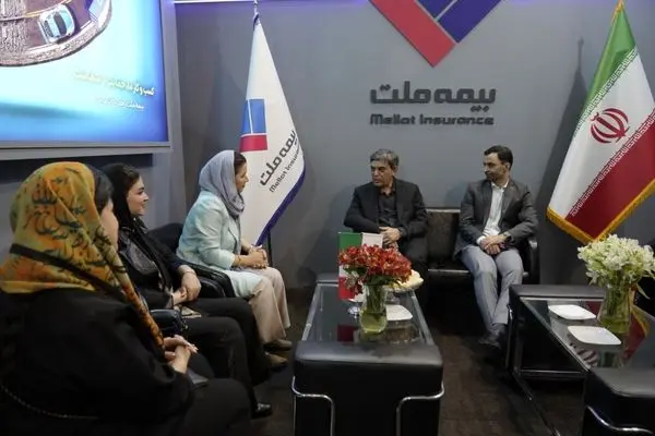 دیدار و گفت‌وگوی محمدرضا فرهادی‌پور با جمعی از نمایندگان شرکت بیمه ملت
