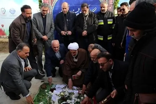 برگزاری مراسم شب هفت شهید گمنام در مجتمع پتروشیمی شازند
