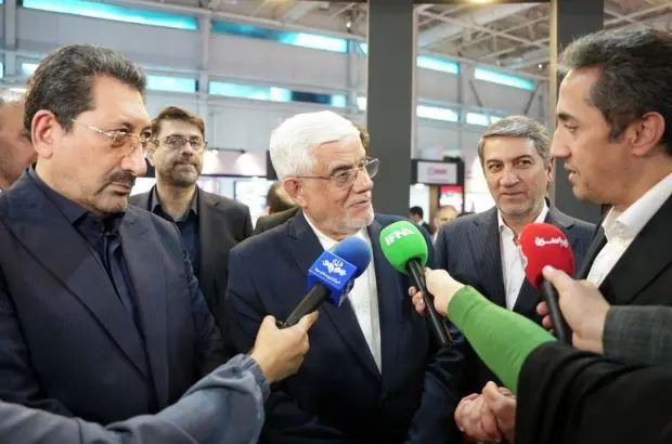 برنامه آغاز عملیات اجرایی ۴ میلیارد دلار پروژه معدن و صنایع معدنی در سال جاری /درخواست آقاجانلو از عارف برای تامین انرژی پایدار و اتصال مناطق ویژه اقتصادی جنوب به خطوط راه آهن
