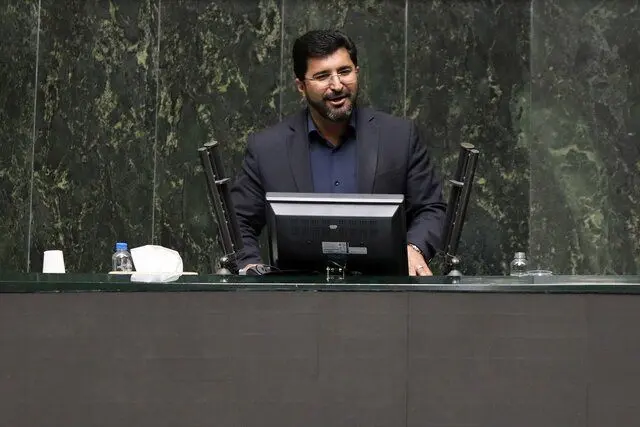 بانک ملی ایران؛ تکیه‌گاه اطمینان سپرده‌گذاران بانک سابق آینده است
