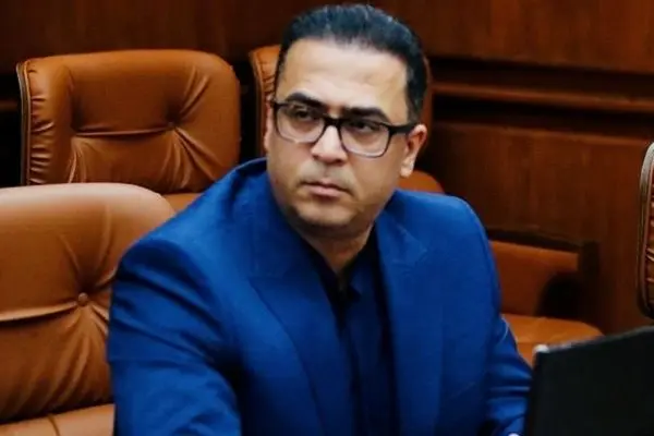 ضرورت عبور از سلطه رسانه‌های دستوری برای باز آفرینی اعتماد و واقعیت رسانه ای
