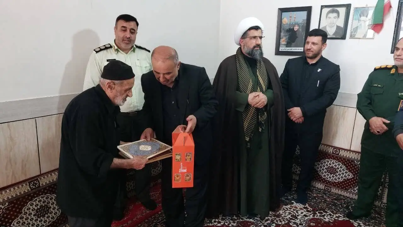 دیدار مسئولان شهرستان مینودشت با خانواده معظم شهدا و ایثارگران  با محوریت بیمه دی