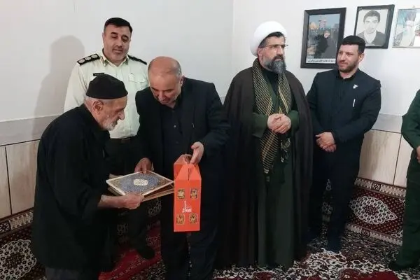 دیدار مسئولان شهرستان مینودشت با خانواده معظم شهدا و ایثارگران  با محوریت بیمه دی