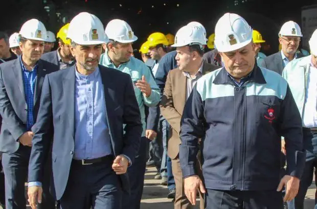 آغاز ریل گذاری خط ۳ قطار شهری مشهد با ریل ذوب آهن اصفهان
