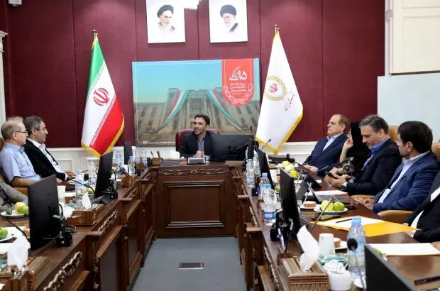 بررسی شاخص‌های استحکام مالی بانک آینده در شبکه بانکی کشور
