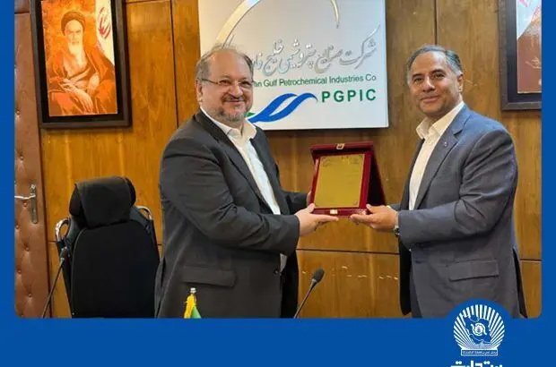 مدیرعامل بانک تجارت ارتقای شش رتبه‌ای شرکت صنایع پتروشیمی خلیج فارس را تبریک گفت
