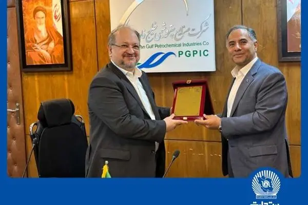 مدیرعامل بانک تجارت ارتقای شش رتبه‌ای شرکت صنایع پتروشیمی خلیج فارس را تبریک گفت
