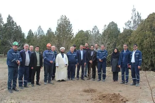 بزرگداشت هفته درختکاری و منابع طبیعی در شرکت پتروشیمی ارومیه
