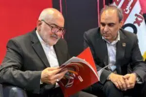 حمایت همهجانبه استاندار خوزستان از توسعه و سرمایهگذاری در شرکت فولاد اکسین خوزستان