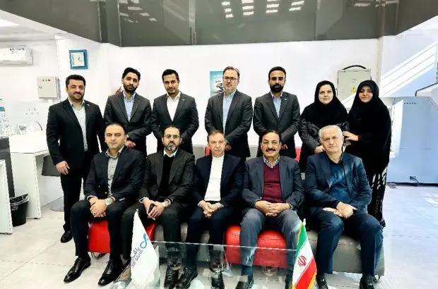 تسهیل دسترسی جامعه هدف بنیاد شهید به خدمات بانک دی اولویت است
