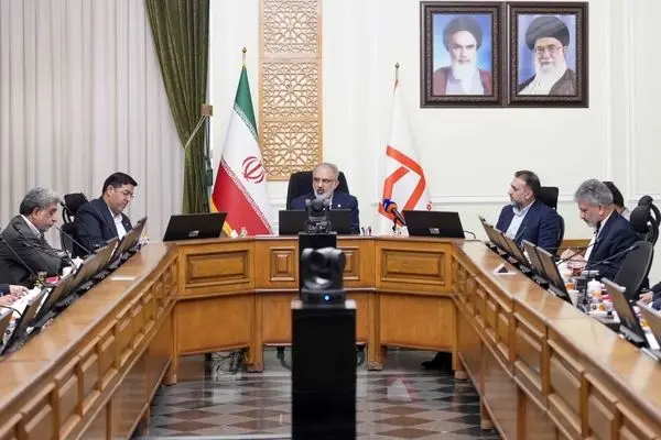 لزوم همگرایی بیشتر بانک و شرکت‌های تابعه برای تقویت بانکداری شرکتی / با تعامل موثر و ظرفیت‌های گروه مالی ارزش‌های پیشنهادی برای مشتریان تعریف کنیم
