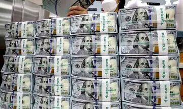 پیش بینی قیمت دلار ۲۴ دی ۱۴۰۳