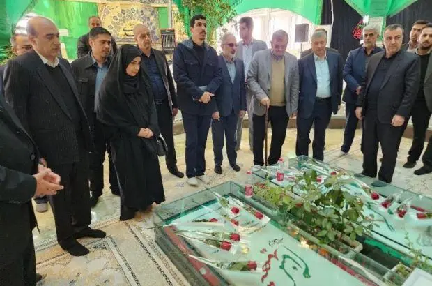 بازدید وزیر راه و مدیرعامل بانک مسکن از پروژه های نهضت ملی پردیس
