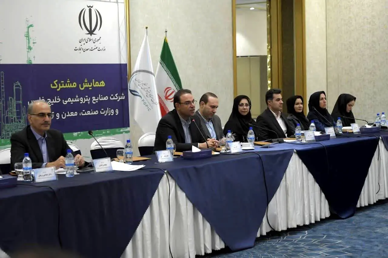 نقش بی‌بدیل شرکت صنایع پتروشیمی خلیج‌فارس در ارزآوری/ یک لاین ویژه برای تامین ارز شرکت‌های پتروشیمی ایجاد شد
