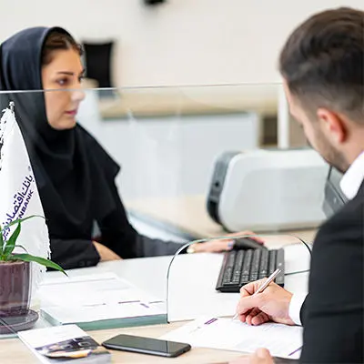 خدمات رسانی حضوری روزانه به ۴۰۰۰ مشتری در شعب بانک اقتصادنوین
