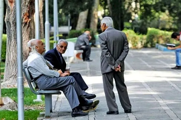بیمه دی، چگونه تجربه درمانی بازنشستگان را تغییر می‌دهد؟