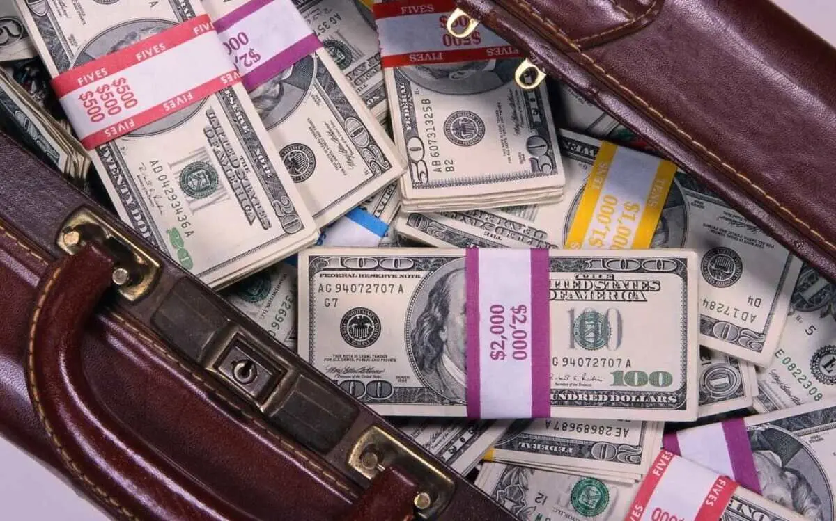 دلار در هفته‌های آتی چند می‌شود؟