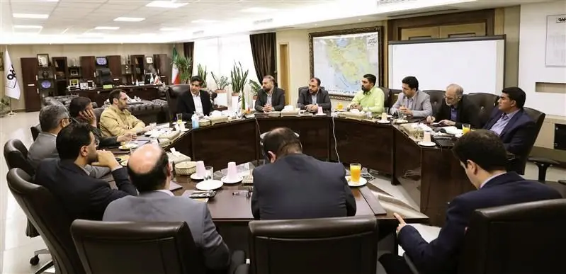 هنر رسانه، حل مسائل صنایع از طریق انتقال مفاهیم است
