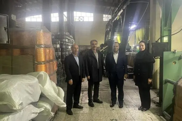 حضور معاون حقوقی و وصول مطالبات بانک ( عضو هیات عامل ) در مدیریت استانی بانک صنعت و معدن گیلان
