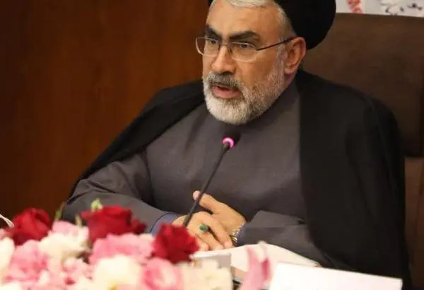 با همت و تلاش، کارنامه درخشانی را در ویترین نگاه مردم بگذاریم
