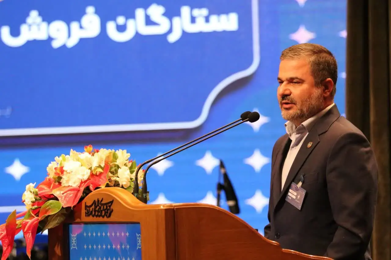 نمایندگان فروش بازوی توانمند و ذینفعان اصلی شرکت بیمه ایران هستند
