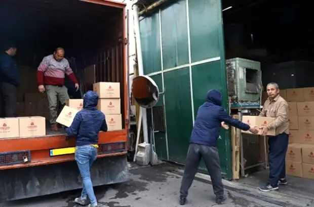 اهدای ۲ هزار سبد معیشتی به نیازمندان توسط بانک ملت
