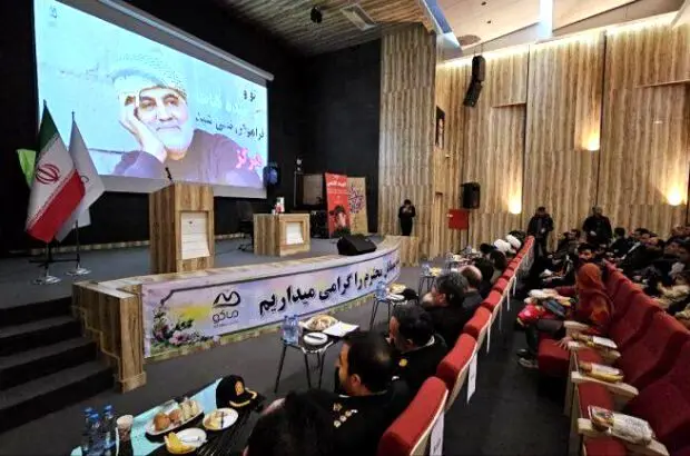 ویژه برنامه قرارعاشقی به مناسبت سالگرد شهادت سردار سلیمانی و روز مادر در منطقه آزاد ماکو
