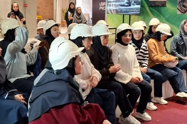 به بهانه برگزاری نمایشگاه در ساختمان بلدیه تهران/ سلام به آینده معدن و صنایع معدنی ایران
