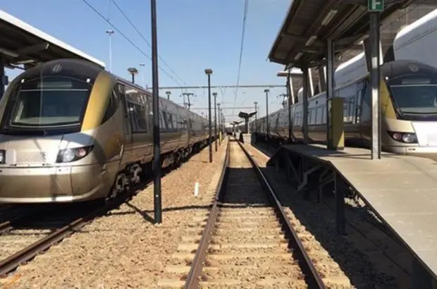 از همدان تا سنندج با ریل ذوب آهن اصفهان