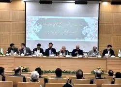 تقسیم سود ۲۲۰ ریال بین سهامداران بیمه کارآفرین
