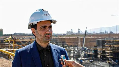 آنچه که در بازدید از فولاد مبارکه مشاهده کردم همگی در راستای فرمایشات مقام معظم رهبری است
