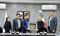 تقدیر دانشگاه آزاد از بانک قرض الحسنه رسالت