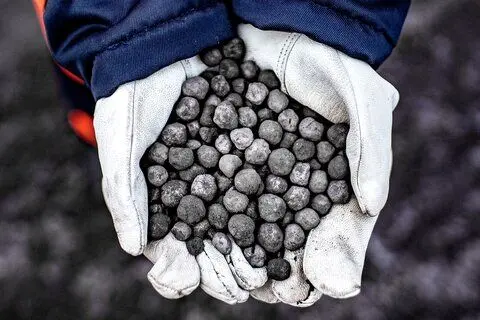عرضه ۷۶۷ هزار تن گندله سنگ آهن در بورس کالا

