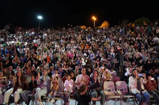 برگزاری ویژه برنامه نوروزی با حمایت پتروشیمی پارس در شهر جم
