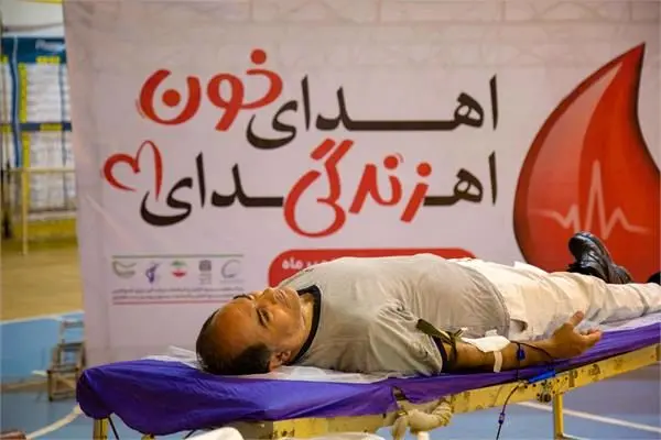 استمرار سنت نیک اهدای خون در شرکت فجر انرژی خلیج فارس

