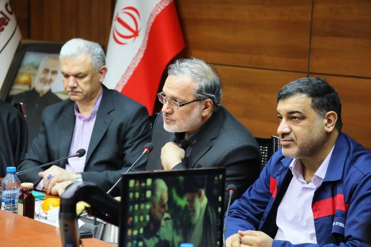 فولاد اکسین خوزستان افتخار صنعت ایران است

