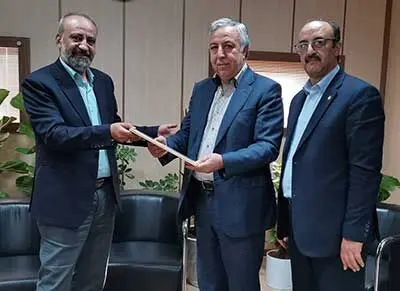 ساخت ده هزار واحد مسکونی نهضت ملی مسکن با مشارکت بانک ملی ایران در استان فارس
