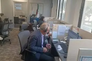 حضور سرزده صلاحی‌نژاد در مرکز تماس بیمه سینا
