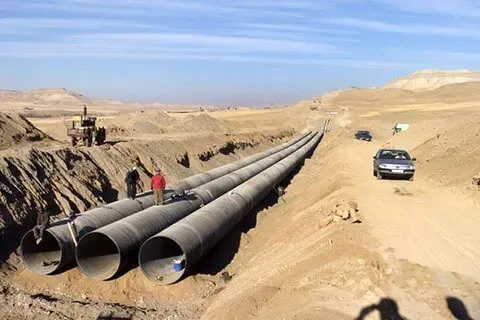 پیشرفت بیش از ۵۴ درصدی فاز نخست انتقال آب دریای عمان به اصفهان
