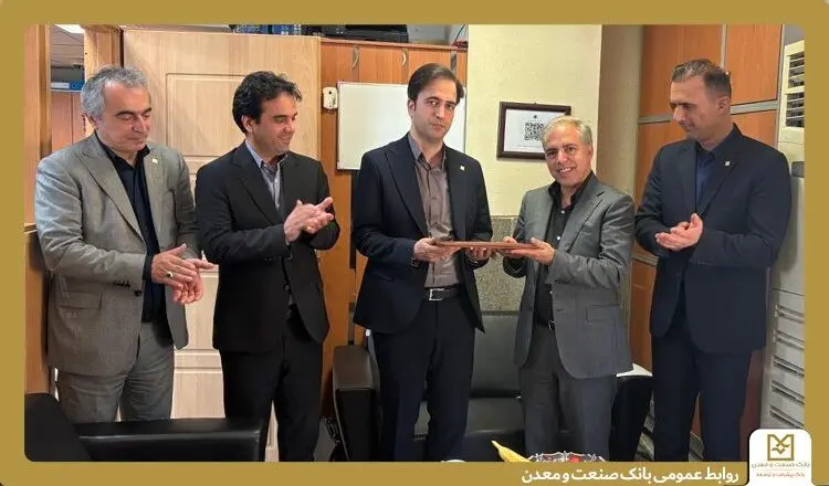 سرپرست شعبه شهرک صنعتی اشتهارد بانک صنعت و معدن منصوب شد
