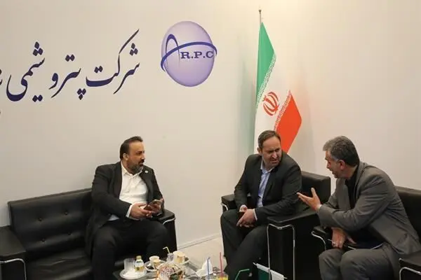 حضور مدیرعامل، معاونان و مدیران پتروشیمی شازند در بیست و هشتمین نمایشگاه بین‌المللی نفت، گاز و پتروشیمی
