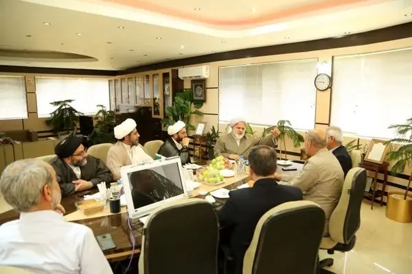 بازدید مشاور فرهنگی معاون وزیر نفت از پتروشیمی خراسان و تقدیر از فعالیت‌های فرهنگی
